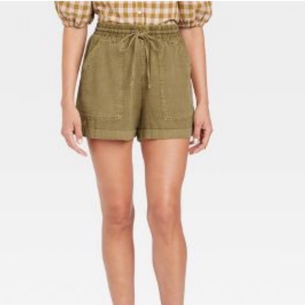 Universal Thread Women's Shorts- Olive